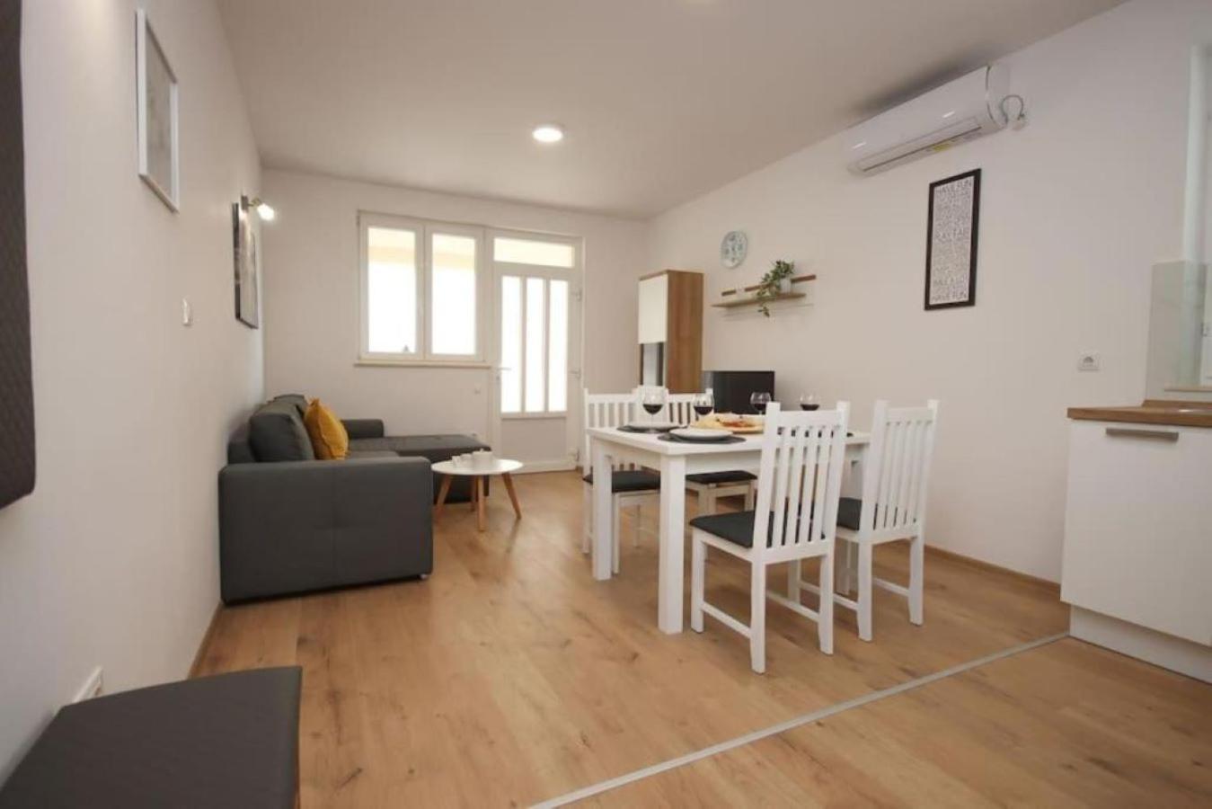 Apartment New Roko Zvekovica -cavtat,near Dubrovnik Airport *